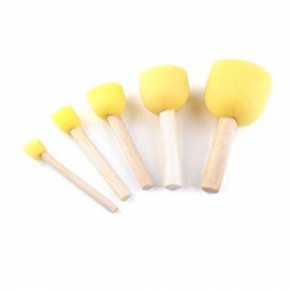 Stencil brushes